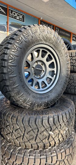 WHEELS METHOD 17x8.5 TOYOTA CHEVY 6x5.5