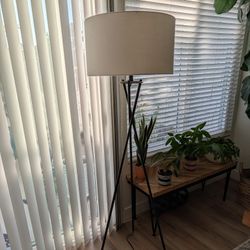 Mid Century Modern Black Lamp