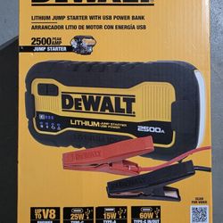 DeWalt Jump Starter With USB Charger 2500amp