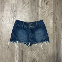 Blue mini denim skirt