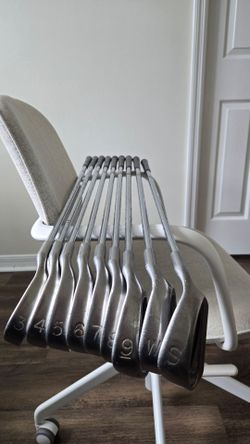 Rare PING EYE "Cat Eye" Irons (3-S) - Matching 9-Piece Set