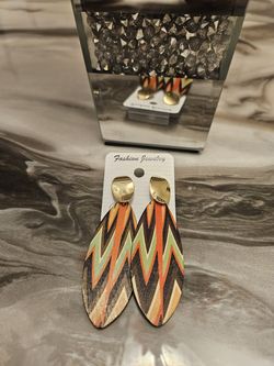 Cute multicolored Dangle Earrings orange and with gold