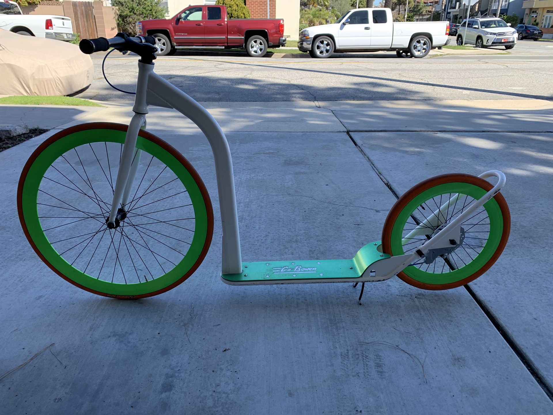 GO Bowen Adult Kick Scooter
