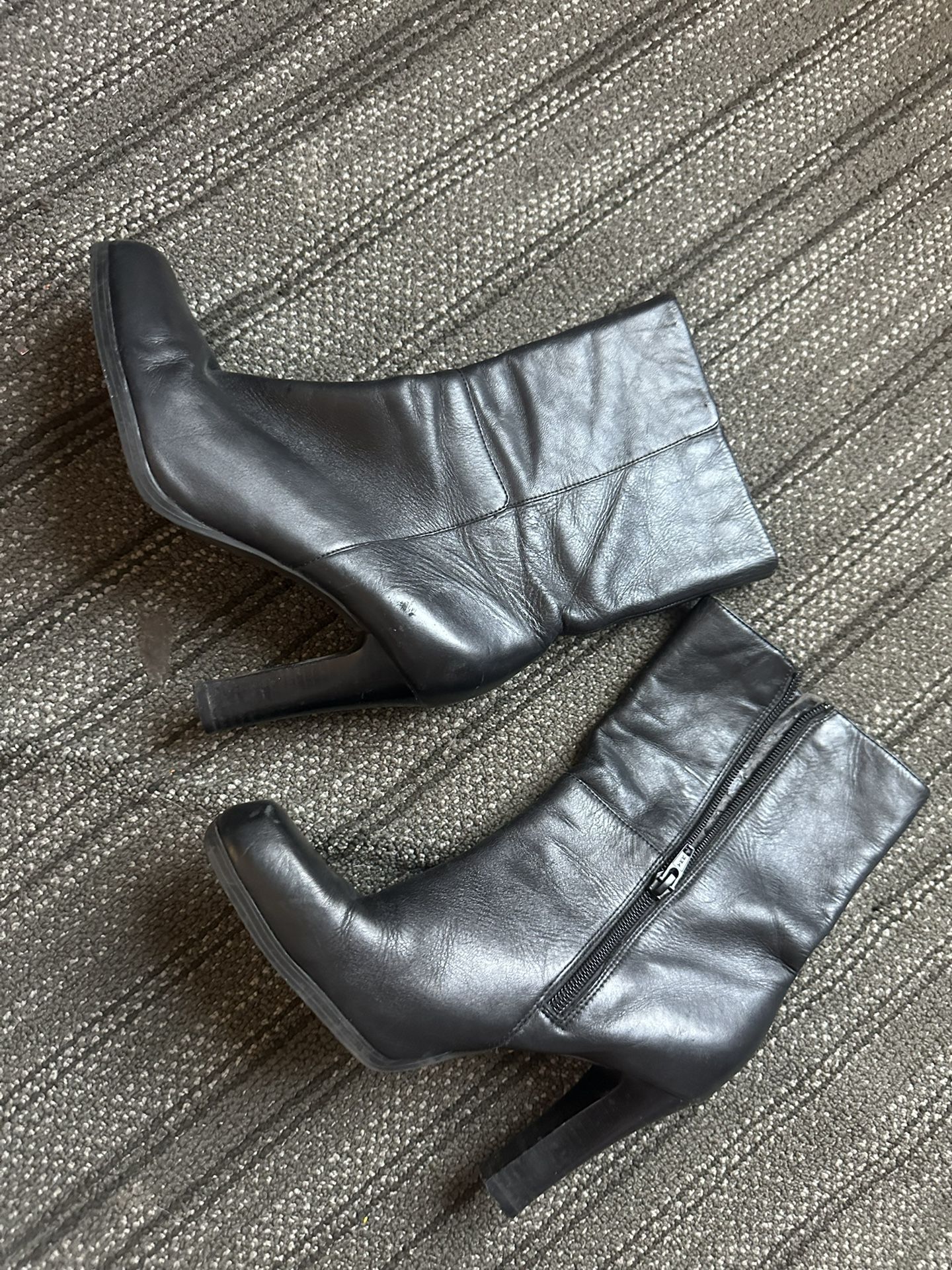 black heeled boots