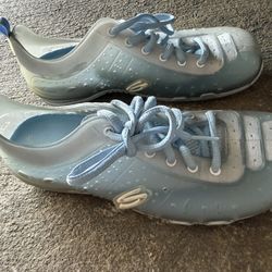 Sketcher Sneakers 6 1/2