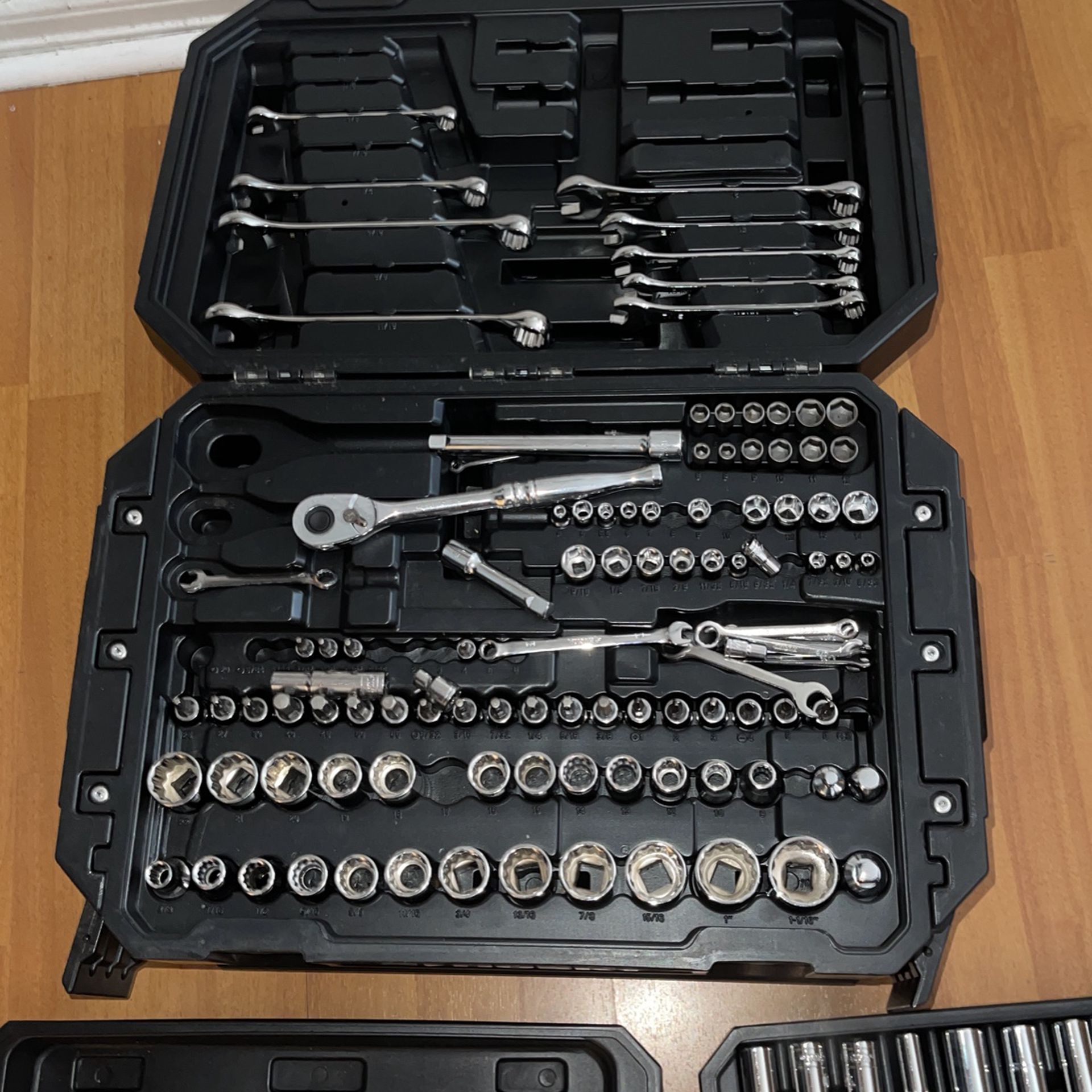 Husky Mechanics Tool Set (290-Piece)