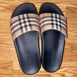 Burberry Women’s Slides 