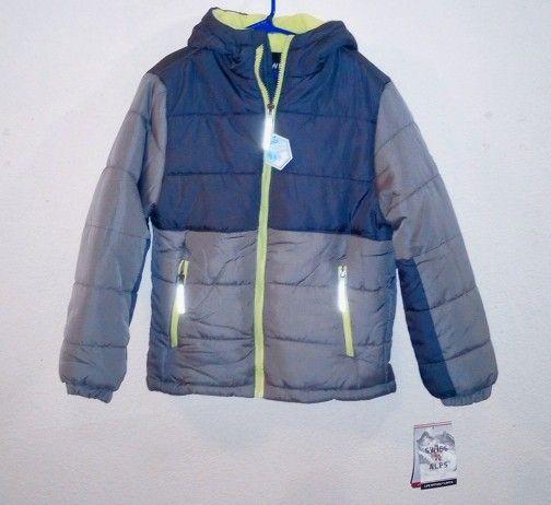 Brand New Boys Size 8 (Small) Water/Wind Resistant Puffer Jacket