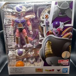 S.H.Figuarts Frieza First Form And Frieza Pod Dragon Ball Z