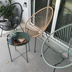 Acapulco patio chairs like new!