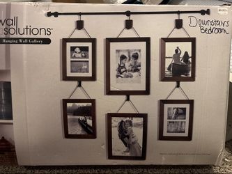 Hanging wall photo gallery — 6 frames, new in box