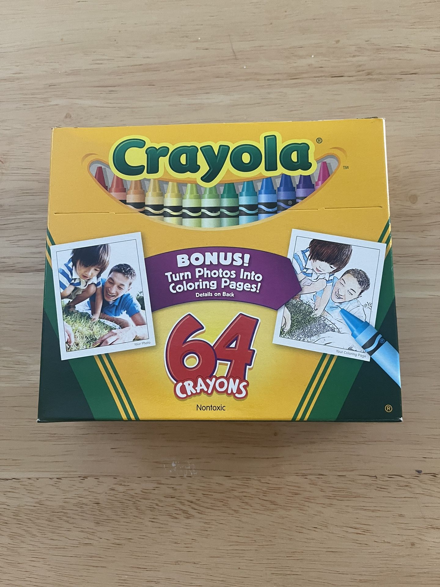 2009 Crayola 64 Crayons With Sharpener