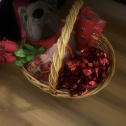 Valentine Badkets For Sale