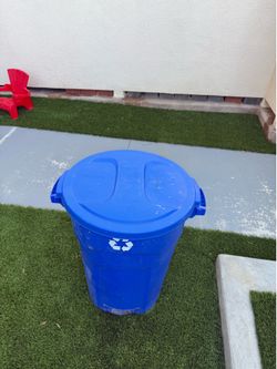 32 gallon heavy duty trash can with lid | backyard | gardening | outdoor | worksite