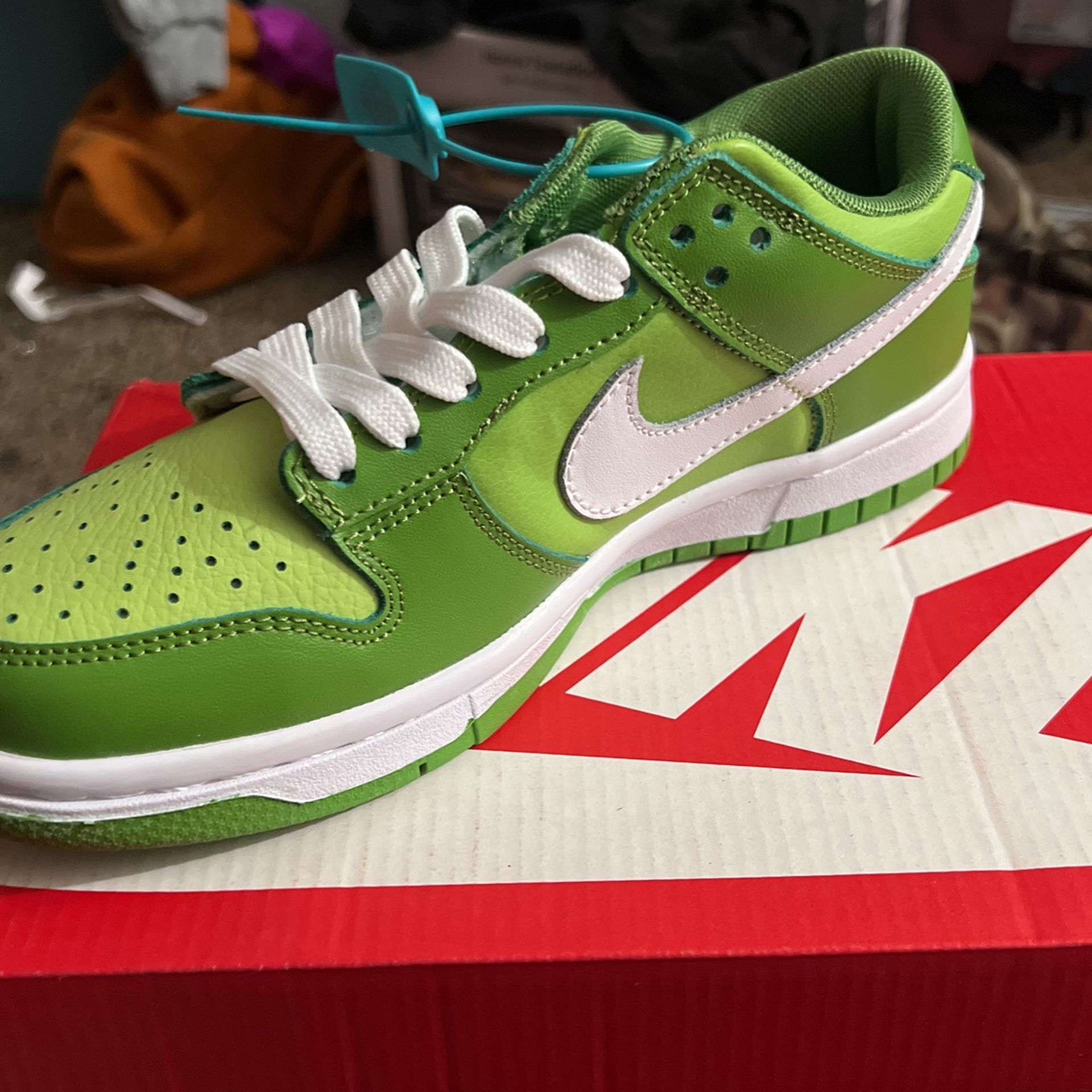 Kermit Nike Dunks for Sale in Sacramento, CA OfferUp