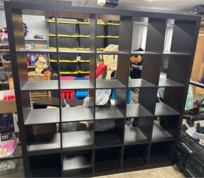 Cubic shelf