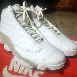Air Jordan 13 Retro White/Grey/Tarheel Blue size 11M