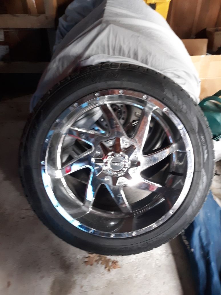 Brand New/Chevy Silverado 6 lug custom rims,tires