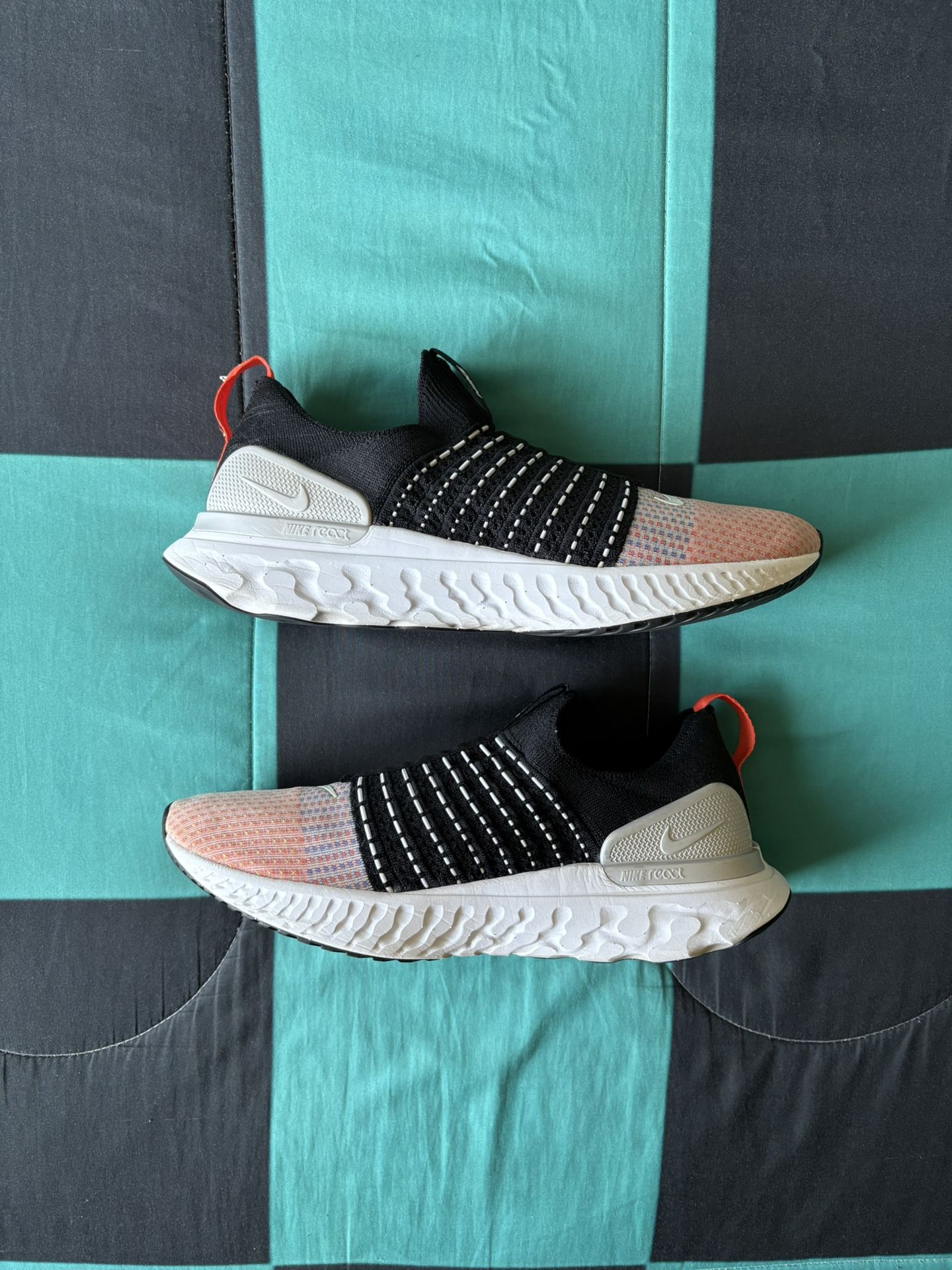 Men’s Nike React Phantom Run Flyknit 2 Size 12