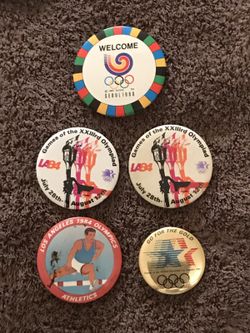 1984 Los Angeles Olympic Pins (4), and 1988 Welcome to Seoul (1)