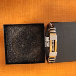 Stainless Steel &Rubber Bracelet New Very Comfy Fits Most Wrists Very V