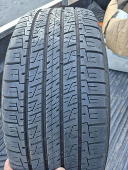 Tire 235 50 19