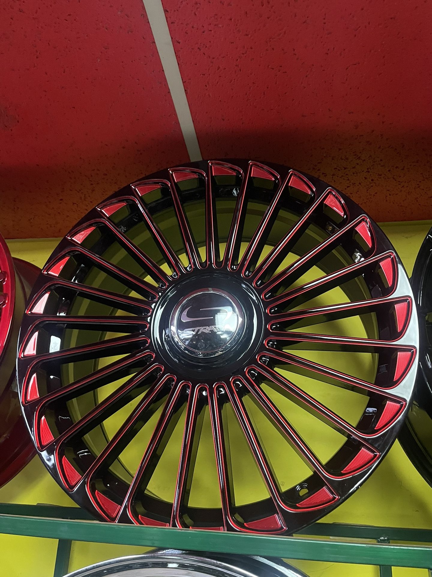 Strada Martello Wheels