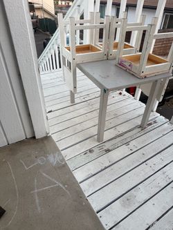 Kids Table