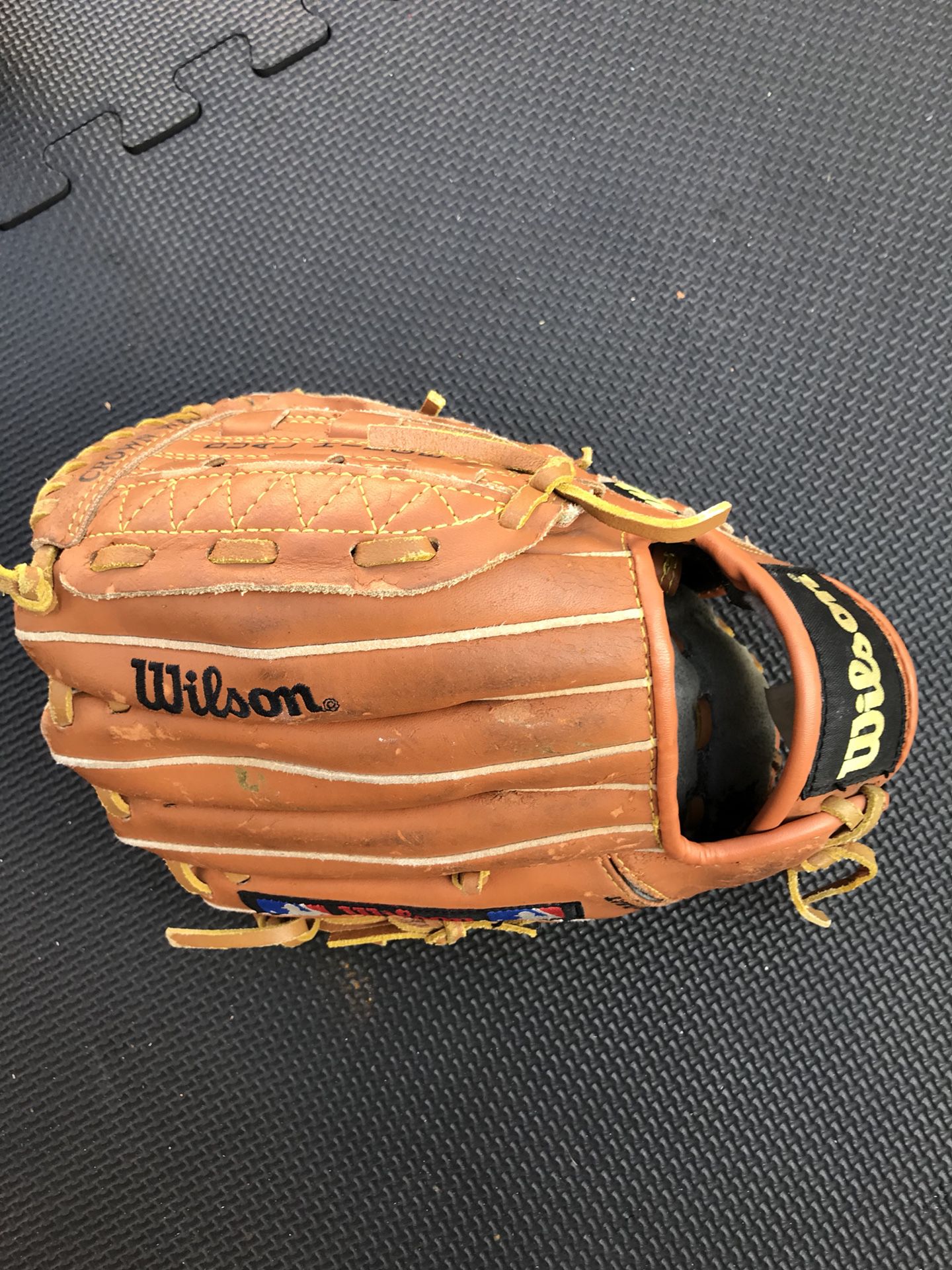 Kids Baseball glove for $5 Firm!!!