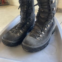 Danner Wildland Fire Boots