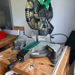 Hitachi 12” Compound Dual Bevel Miter Saw