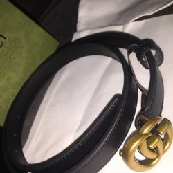 Sale Sale Gucci Skinny Mormont Leather Belt On Sale