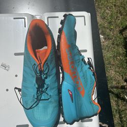 Salomon LT