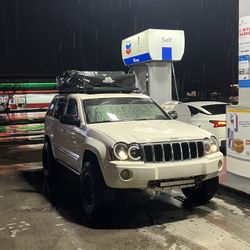 2007 4x4 Jeep Grand Cherokee 5.7 HEMI 