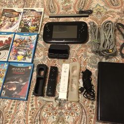 Wii U w/ 6 games, 2 controllers, nunchuck, amiibo cards, hdmi cable