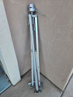 Fifth Wheel King Pin Stabalizer