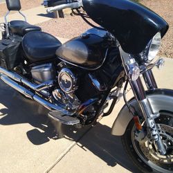 2007 Yamaha VSTAR 1100 $3,500