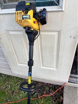 Bolens Bl110 25-cc 2- cycle 16-in Curved Shaft Gas String Trimmer
