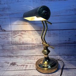 Underwriters Laboratories Vintage Brass Lamp Piano Desk Bankers Lamp Adjustable