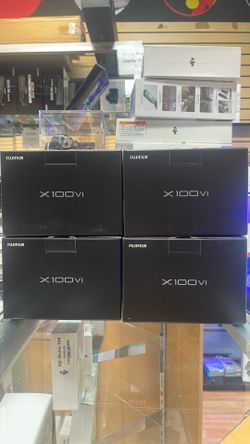Fujifilm X100VI silver