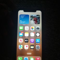 Unlocked iPhone Xr 