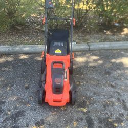 13 Amp 20" Corded Electric Lawn Mower BEMW213 great condition. Location below 31705 Wesley Chapel blvd Fl 33543 Storage Mart