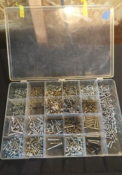 Miscallaneous hardware case screws and bolts