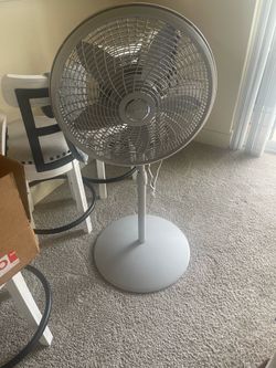 Lasko standing fan