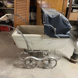 Vintage Bilt-Rite Baby Carriage / Pram