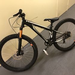 300$ Specialized Bike With Fox Shocks Sram Xo Brakes Custom