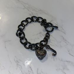 Juicy Couture Vintage Heart Bracelet