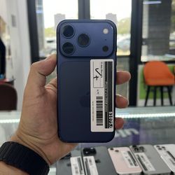 iPhone 17 pro 256 (unlocked)