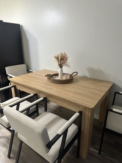 4 Dinning room chairs