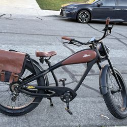 Revi Bikes Cheetah Cafe Racer E-Bike 48V 17.5Ah and 13Ah Models 750W 28 MPH